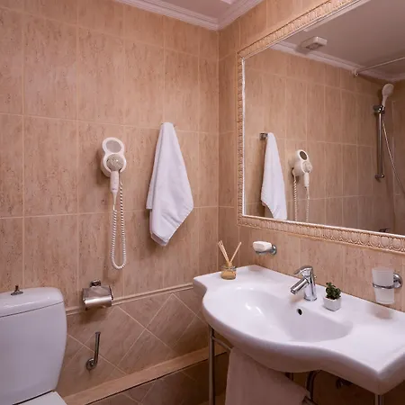 Avalon Palace (adults Only) 4*